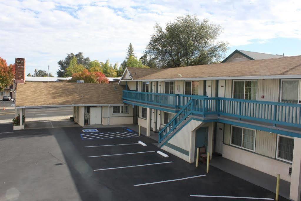 Travel Inn Redding Exterior photo